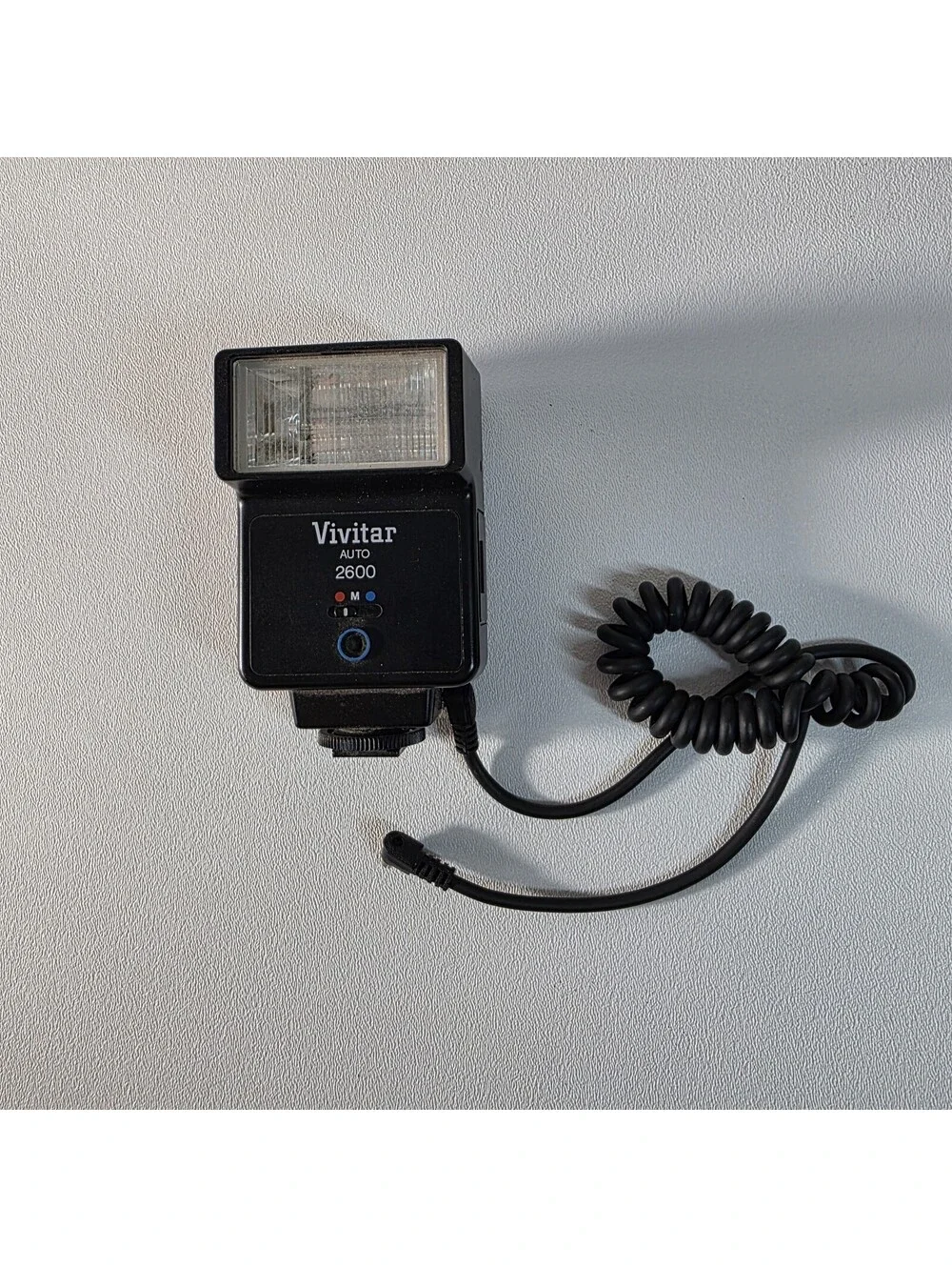 Vivitar AUTO 2600 Camera Electronic Flash Hot Shoe Mount Auto-Off Vintage